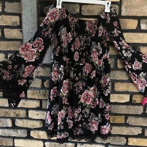 Off the shoulder floral dress NWT